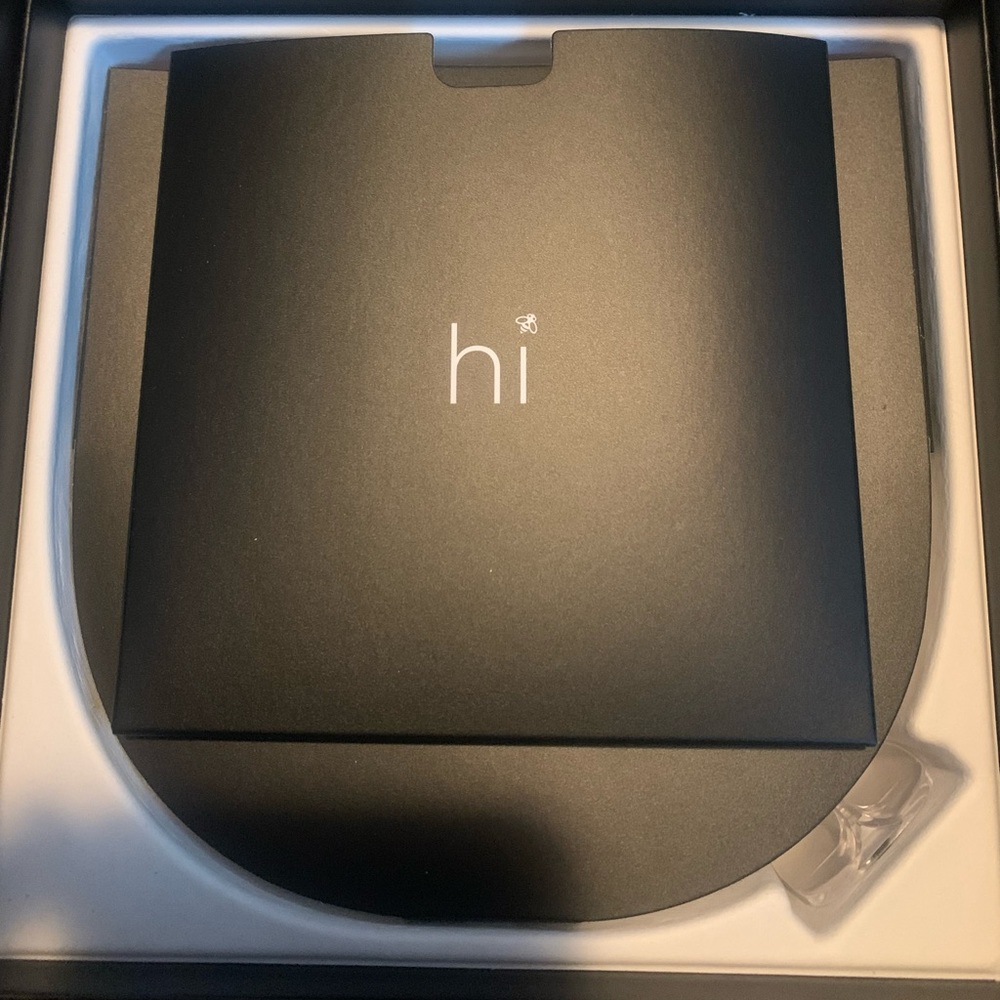 SOLD- EcoBee 4 with room sensor - Picture 3 of 7